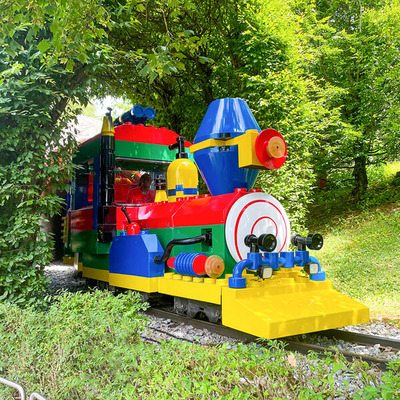 Mit Zug ins LEGOLAND Deutschland Resort
